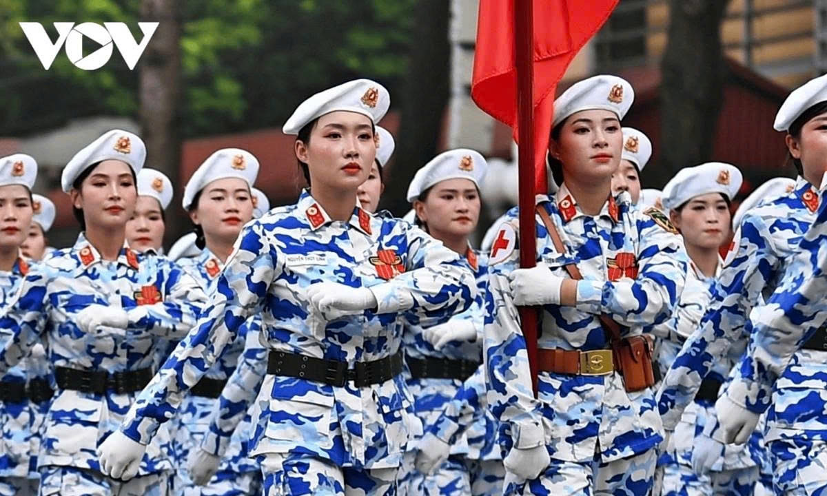 Women take the spotlight in Vietnam’s National Day parade